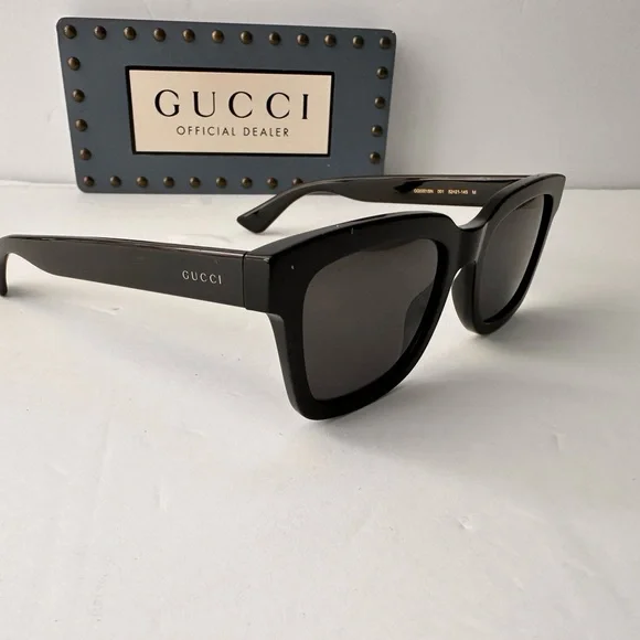 New- 💯 Authentic Gucci Smoke Square Men's Sunglasses GG0001SN 001